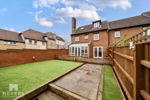 Photo 18- click for photo gallery